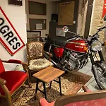 Le Boulevardier Hotell 2*