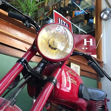 Le Boulevardier Hotel 2*